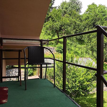Privat Simba Apartment Strecno Екстериор снимка