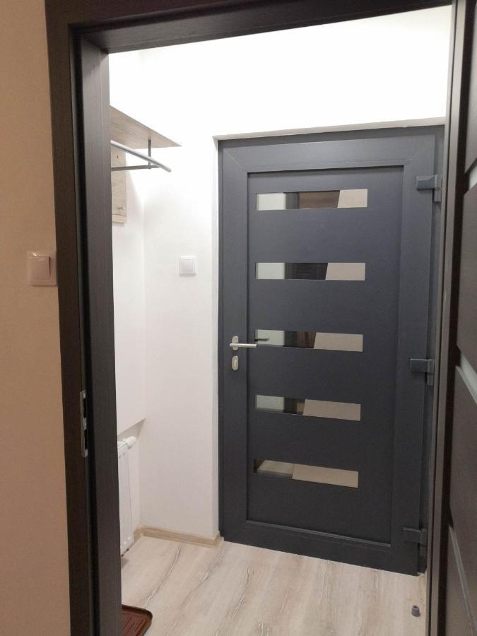 Privat Simba Apartment Strecno Екстериор снимка
